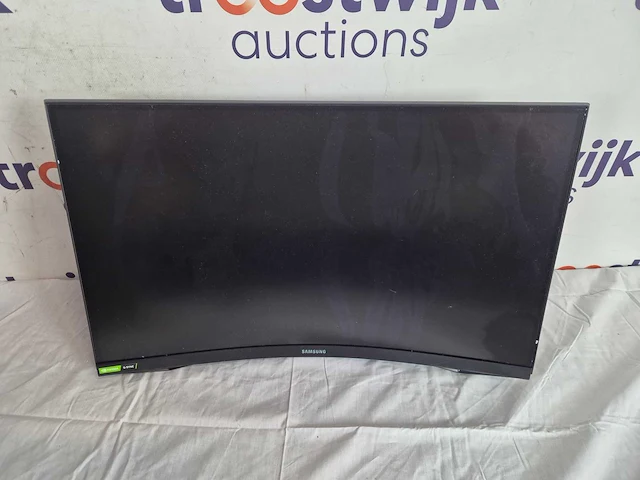 Samsung odyssey c27g74tqsr 68 cm (27") 2560 x 1440 pixels quad hd qled zwart - afbeelding 2 van  3