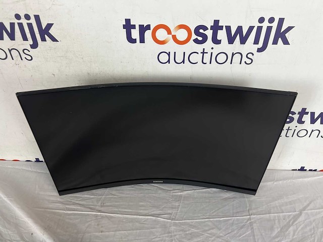 Samsung odyssey c27g74tqsr 68 cm (27") 2560 x 1440 pixels quad hd qled zwart - afbeelding 2 van  2