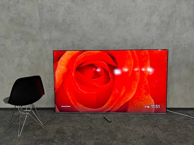 Samsung qe82n - 82" uhd 4k led monitor - afbeelding 2 van  10