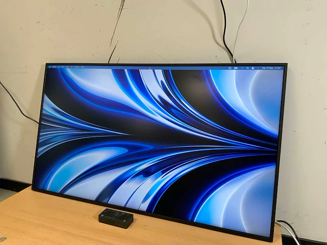 Samsung (qm50r) 50", 3840x2160 (uhd) lcd-monitor - afbeelding 2 van  6