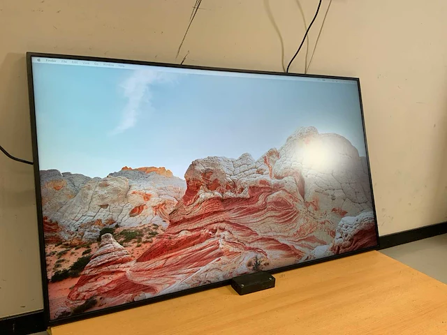 Samsung (qm55r) 55", 3840x2160 (uhd) lcd-monitor - afbeelding 3 van  6