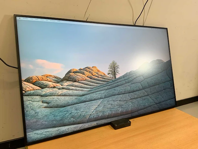 Samsung (qm55r) 55", 3840x2160 (uhd) lcd-monitor - afbeelding 3 van  6