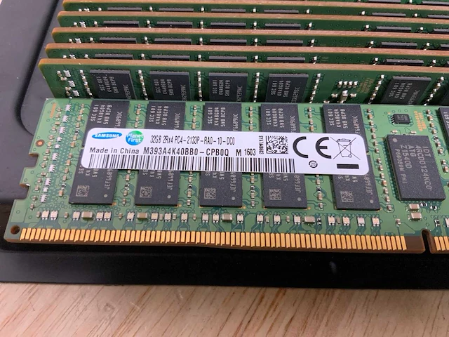 Samsung ram 32gb pc-4 2133p (50x) - afbeelding 3 van  4