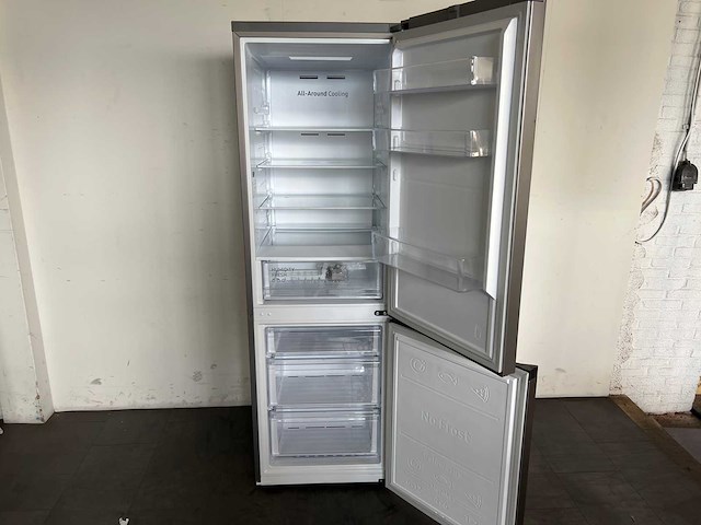 Samsung rb34c600csa - koelvriescombinatie - zilver - afbeelding 3 van  6