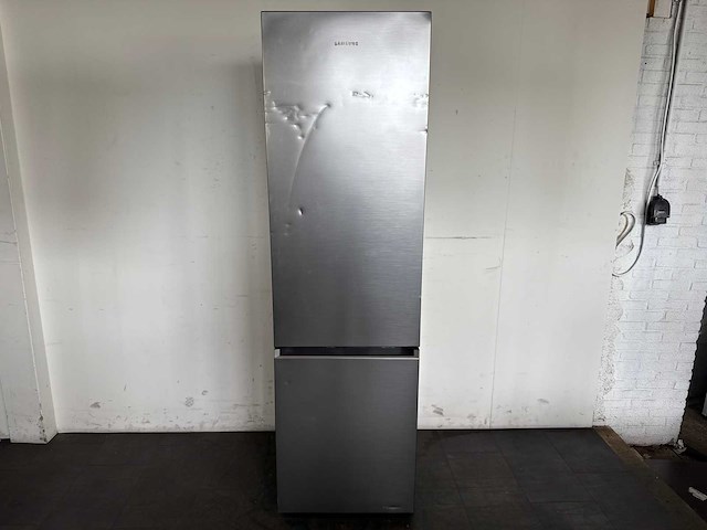 Samsung rb38c603cs9 - koel-vriescombinatie - zilver - 390 liter - energieklasse c - easy clean - afbeelding 2 van  5