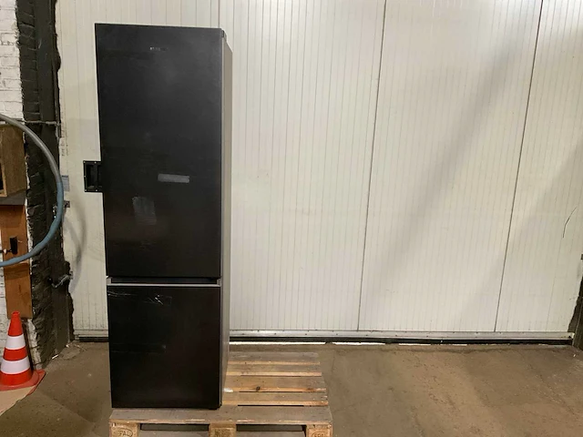 Samsung rb38t607bb1 koelvriescombinatie - afbeelding 2 van  6