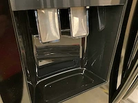 Samsung rs50n3403bc amerikaanse koelkast met water- en ijsdispenser - afbeelding 15 van  16