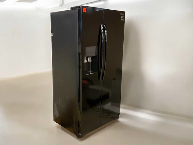 Samsung rs50n3403bc amerikaanse koelkast met water- en ijsdispenser - afbeelding 1 van  16