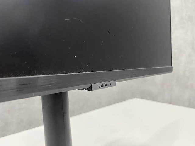 Samsung s24a600ucu - 24" monitor op voet - dp, hdmi - afbeelding 10 van  14