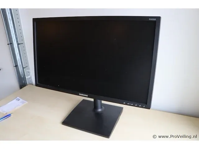 Samsung s24e650 - 55x33x49 cm - afbeelding 1 van  9