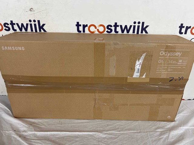 Samsung s27a706nwu led-monitor 68.6 cm (27 inch) energielabel g (a - g) 3840 x 2160 pixel uhd, 4k 5 ms hdmi, displayport, hoofdtelefoon (3.5 mm jackplug) ips - afbeelding 2 van  2