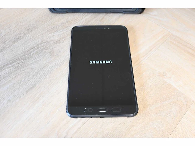 Samsung sm-t575 galaxy tab active 3 tablet - afbeelding 2 van  5