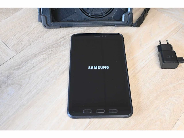 Samsung sm-t575 galaxy tab active 3 tablet - afbeelding 5 van  6