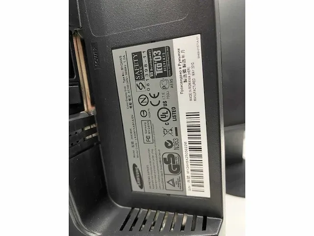 Samsung syncmaster 2443bw - 24" monitor op voet - dvi-vga (14x) - afbeelding 10 van  10