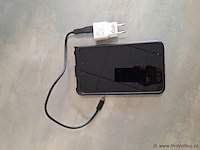 Samsung tablet met lader - afbeelding 1 van  4