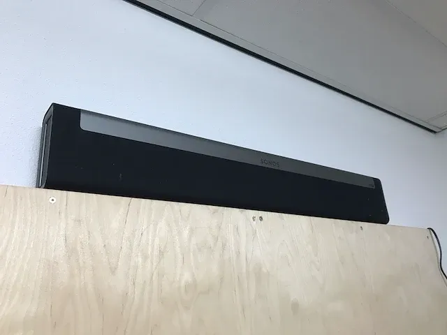 Samsung televisie met soundbar - afbeelding 3 van  5