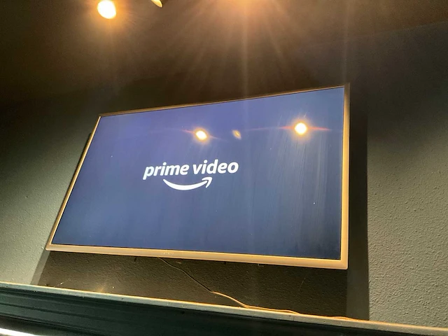 Samsung televisie - afbeelding 2 van  3