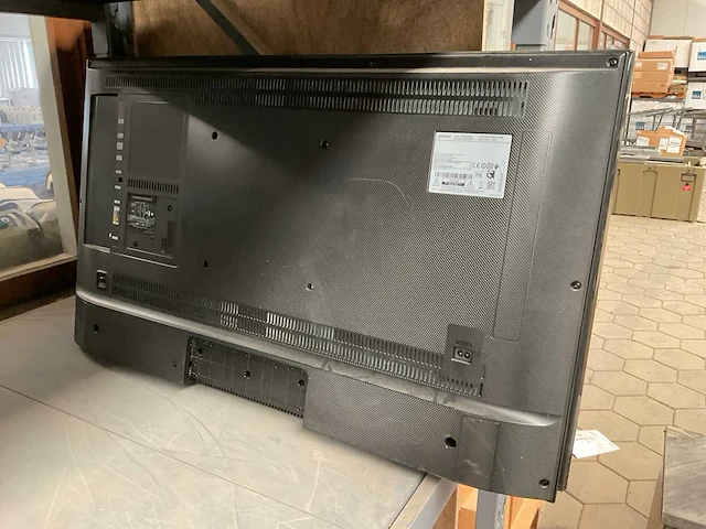 Samsung ue40mu6100k televisie (4x) - afbeelding 2 van  5