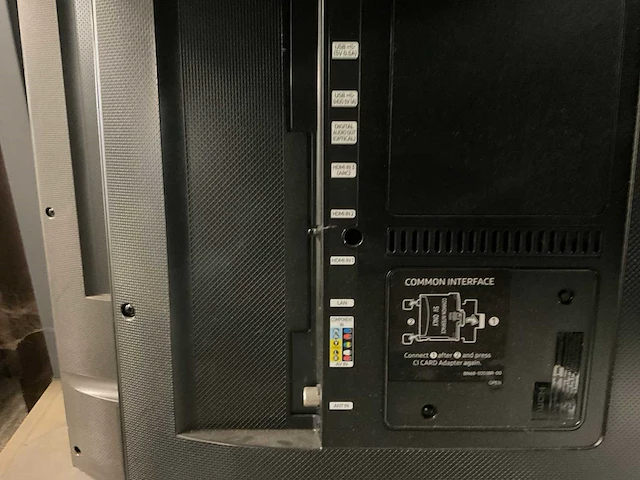 Samsung ue40mu6100k televisie (4x) - afbeelding 3 van  5