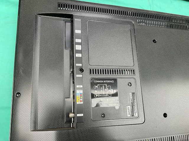 Samsung ue40mu6100k ue40mu6100 televisie - afbeelding 3 van  4