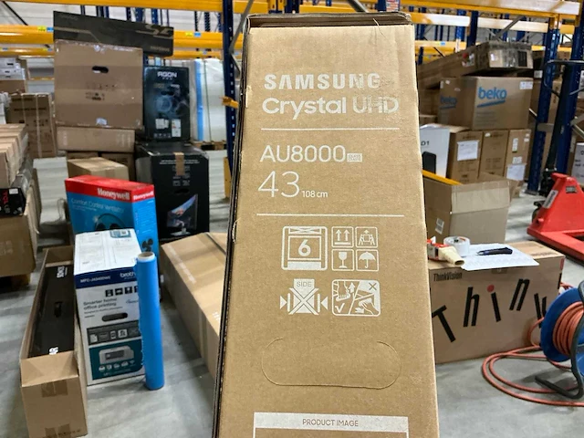 Samsung ue43au8002k crystal uhd tv - afbeelding 3 van  3