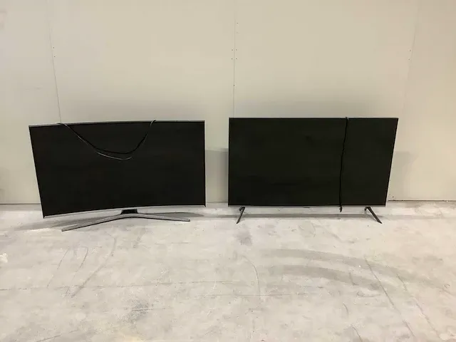 Samsung ue48j6370su/qe50q64tau televisie (2x) - afbeelding 1 van  9