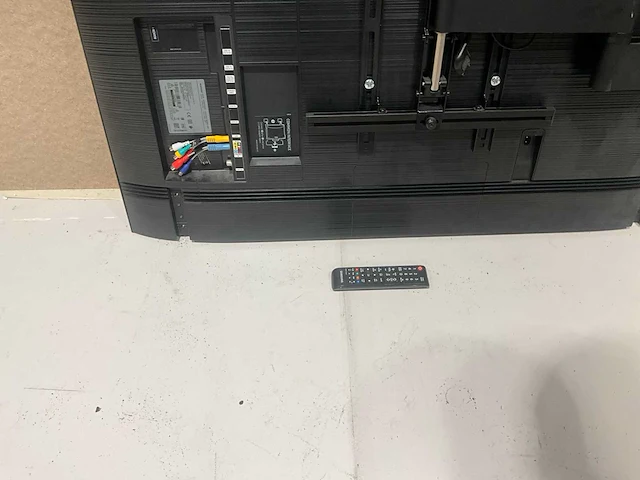 Samsung ue49nu7100w televisie - afbeelding 3 van  4