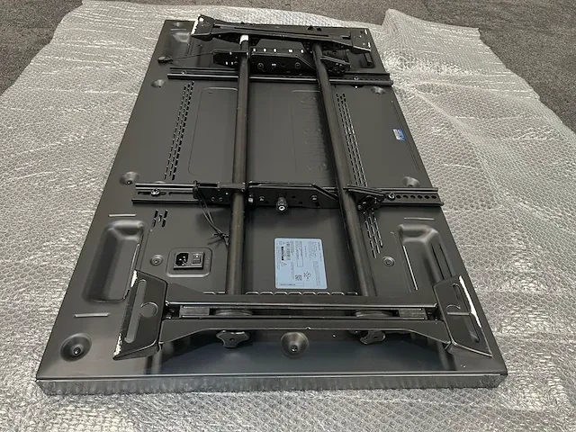 Samsung uhd - 46"video wall - 9 monitoren met muurbeugels - afbeelding 4 van  21