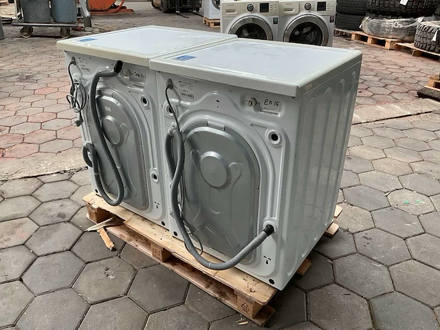 Samsung wf12f9e6p4w wasmachine (2x) - afbeelding 4 van  8