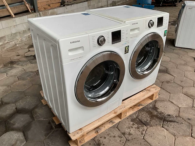 Samsung wf12f9e6p4w wasmachine (2x) - afbeelding 1 van  8