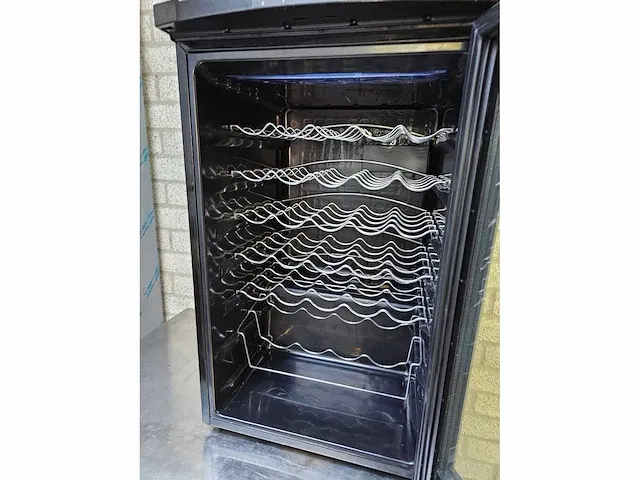 Samsung wijnklimaatkast - afbeelding 4 van  5