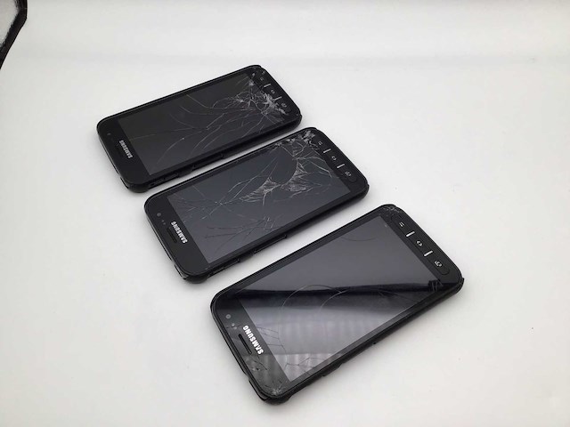 Samsung xcover 4 mobiele telefoon (3x) - afbeelding 2 van  4