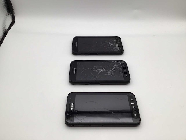 Samsung xcover 4 mobiele telefoon (3x) - afbeelding 3 van  4