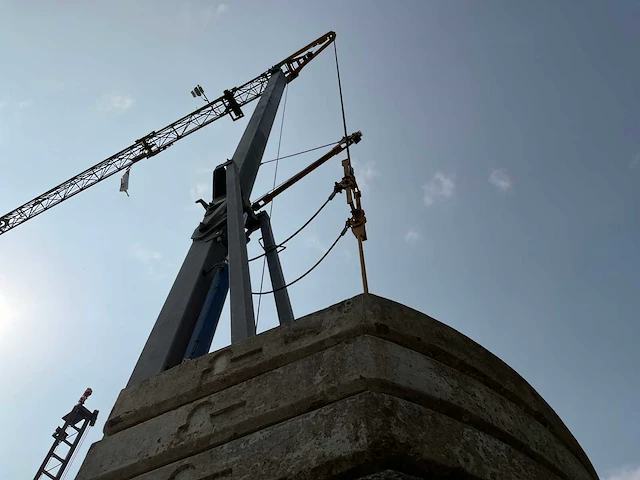 San marco sm 27.180 mobiele torenkraan - bouwkraan 27m - afbeelding 8 van  19