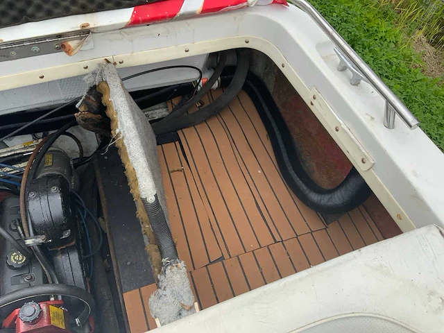 San marino 225 ecs speedboot - afbeelding 40 van  52
