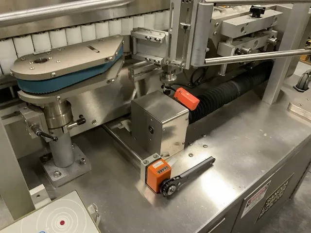 Sancoa pvr-1000l wrap around labeler - afbeelding 10 van  25