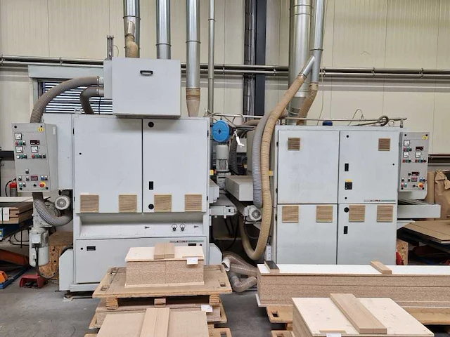 Sandingmaster - 2001 - sa 3000 - breedbandschuurmachine - afbeelding 2 van  6