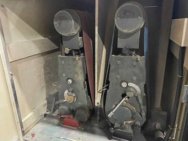Sandingmaster - scsb2-900 - breedbandschuurmachine - afbeelding 3 van  17