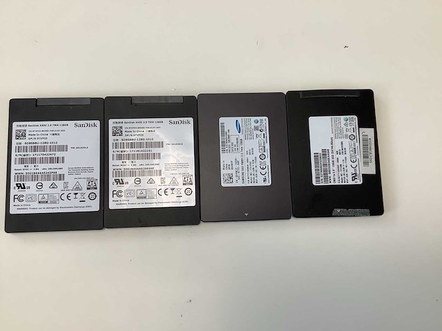 Sandisk/samsung 128gb ssd interne hardeschijf (4x) - afbeelding 1 van  4