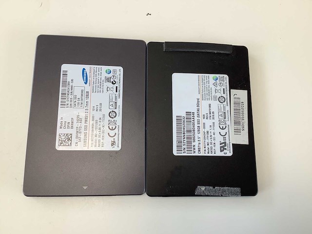 Sandisk/samsung 128gb ssd interne hardeschijf (4x) - afbeelding 3 van  4
