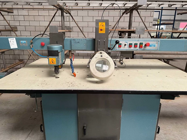 Sandvik - lintzaagmachine - afbeelding 4 van  8