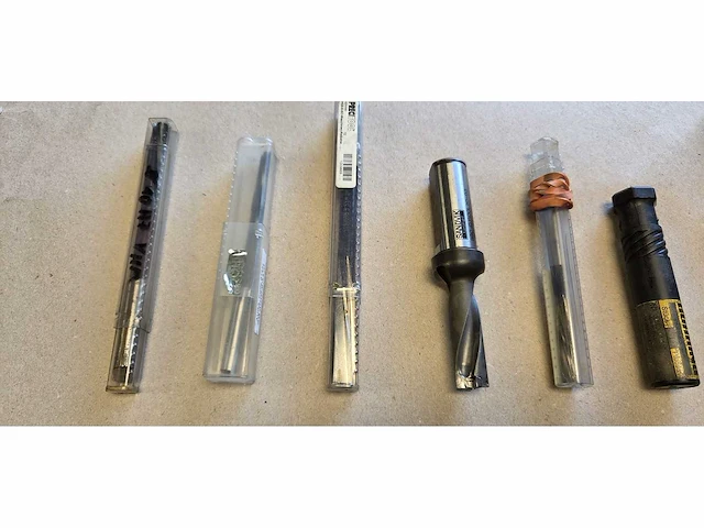 Sandvik coramontcutting tools and inserts - afbeelding 3 van  11