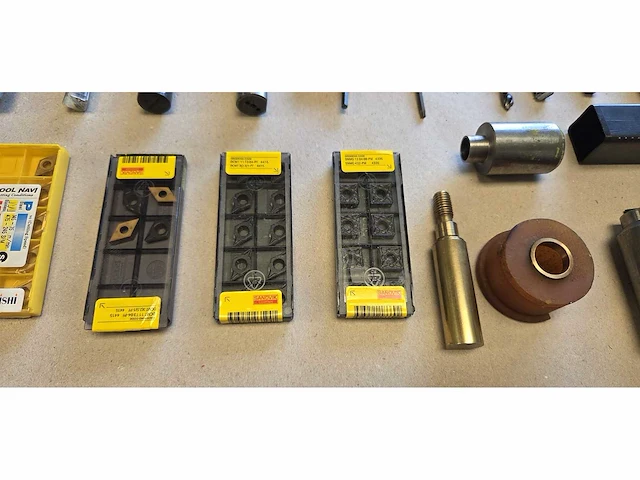 Sandvik coramontcutting tools and inserts - afbeelding 6 van  11