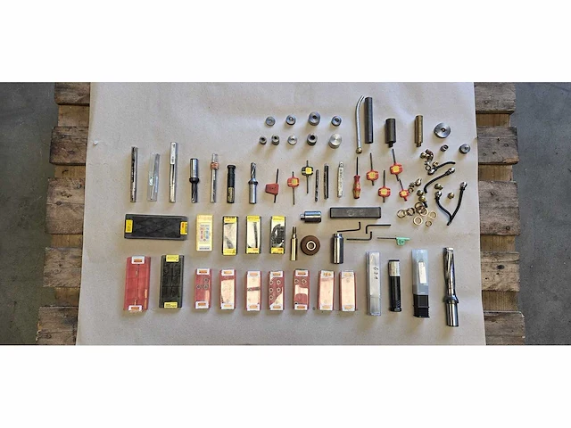 Sandvik coramontcutting tools and inserts - afbeelding 10 van  11