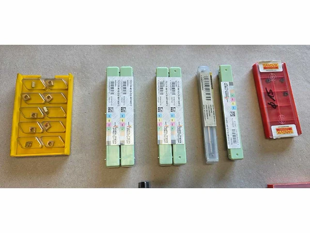 Sandvik coramontcutting tools and inserts - afbeelding 8 van  9