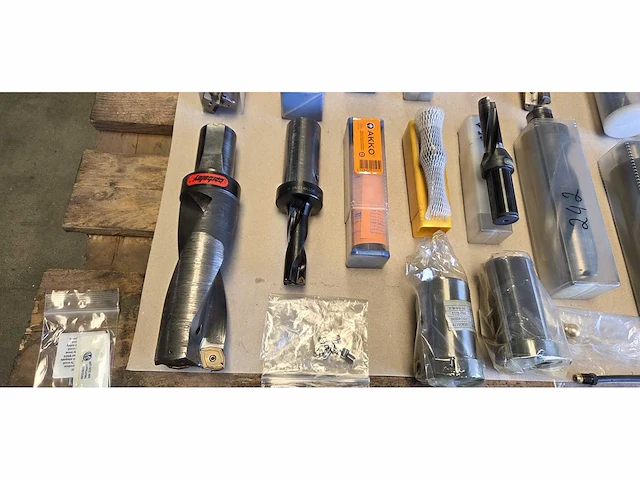 Sandvik coramontcutting tools and inserts - afbeelding 4 van  24