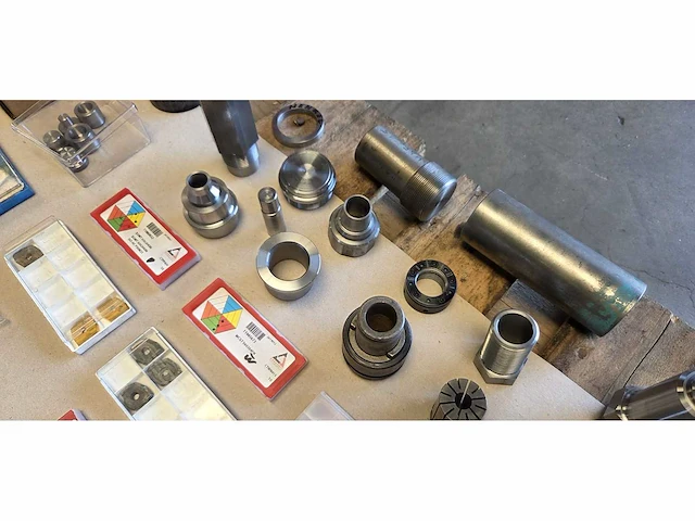Sandvik coramontcutting tools and inserts - afbeelding 7 van  24