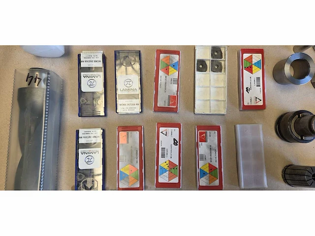 Sandvik coramontcutting tools and inserts - afbeelding 20 van  24