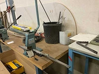 Sandvik steel werktafel met diverse metaalbewerkingsmachines (2x) - afbeelding 18 van  19