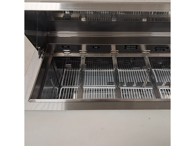 Sandwich-en saladebereidingstafel met koeling, lassele, model lst-500r - afbeelding 2 van  8